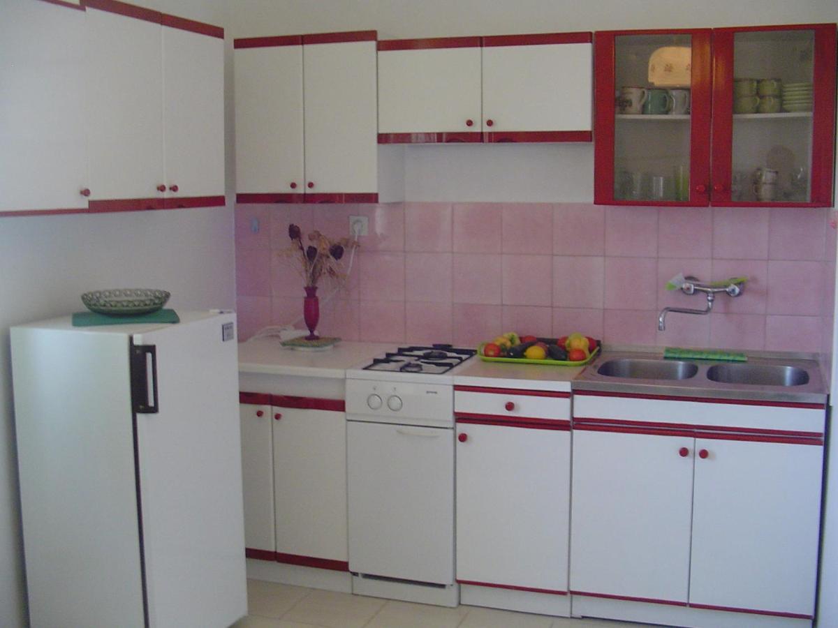 Apartments Ana&Neso Pakostane Exterior photo